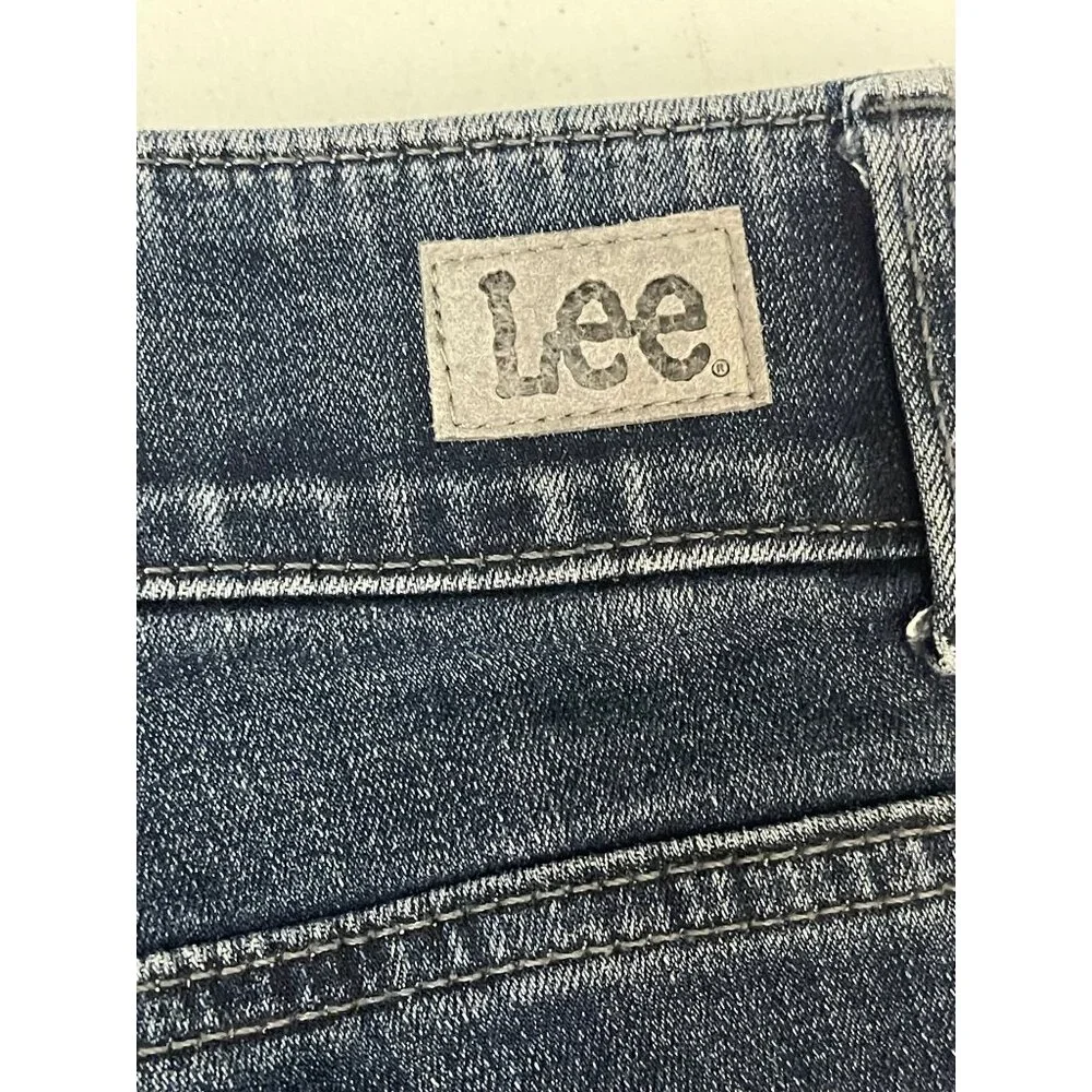Lee Women's Size Flex Motion Regular Fit Straight Leg Jean Royal Chakra 16 - Picture 6 of 15